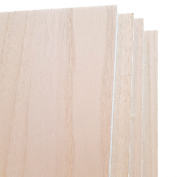 2m x 600mm Paulownia - Raboté/Déligné - Planches à assembler